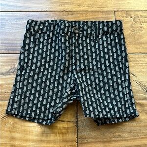 Janie and Jack Black and White Tailored pineapple Shorts